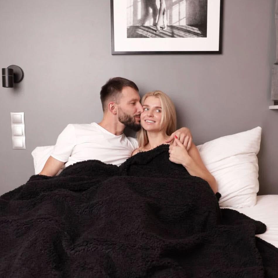 カップルと親向けのCozyGuard防水ブランケット 快適さと静かな夜を守る