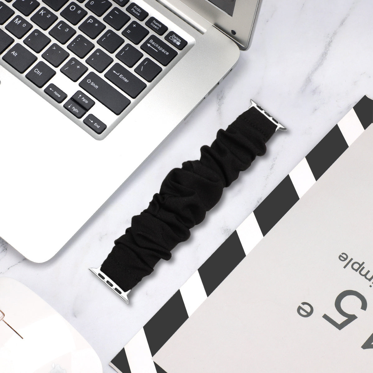 Apple Watch Scrunchie szíj fekete színben Apple Watch-hoz