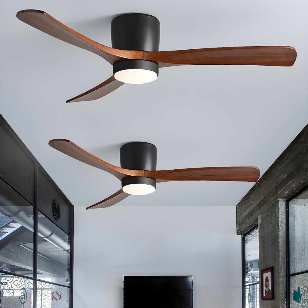 AuroraAir LED mennyezeti ventilátor fa hatással és csendes, hatékony légáramlással hálószobába