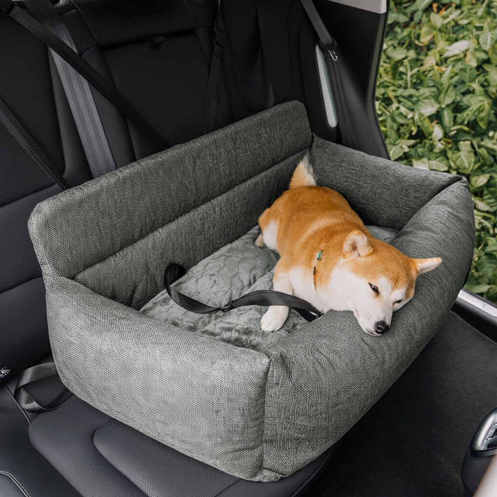 トレイルパップ 大型洗える犬用カーシートベッド 安全ストラップ付き 滑り止め仕様