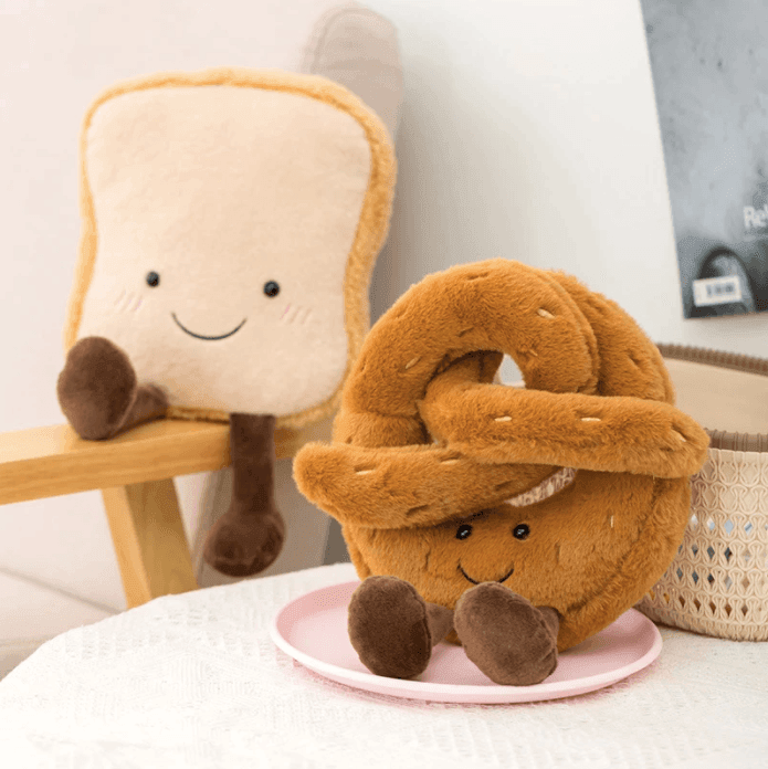 クロワッサンぬいぐるみ：やわらかくて食べ物モチーフの抱きしめ仲間