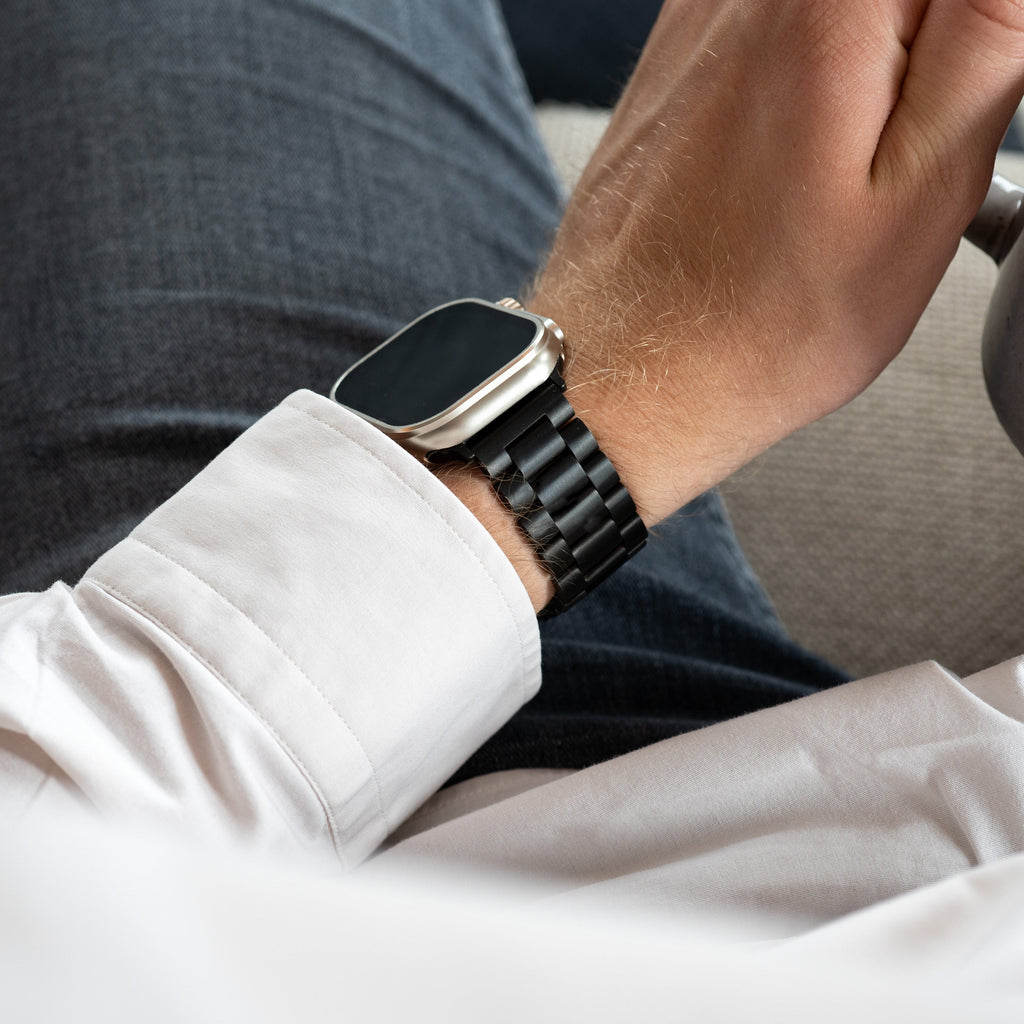 Apple Watch titán szíj fekete kivitelben Apple Watch-hoz