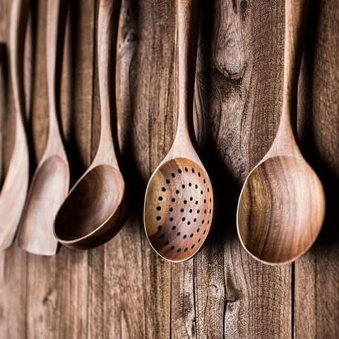 TimberNova チーク製キッチン用具セット 耐久性とスタイリッシュさを兼ね備えた家庭用