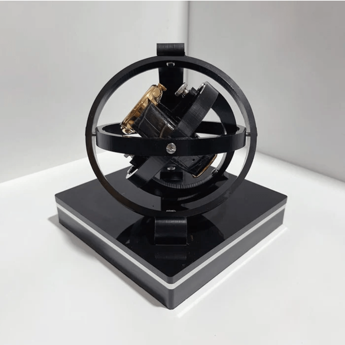 AeroLock Automatic Watch Winder With Sleek Design For Luxury Timepieces