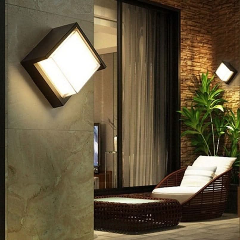 安全な出入口のための耐久性のあるモダンデザインの屋外用LED壁掛けライト