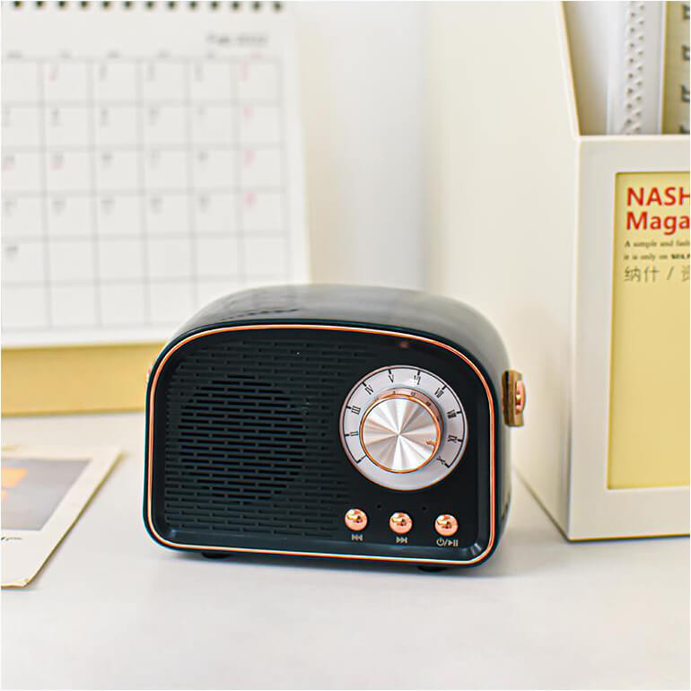 Retro Bluetooth Speaker With Vintage Radio Style And Handle