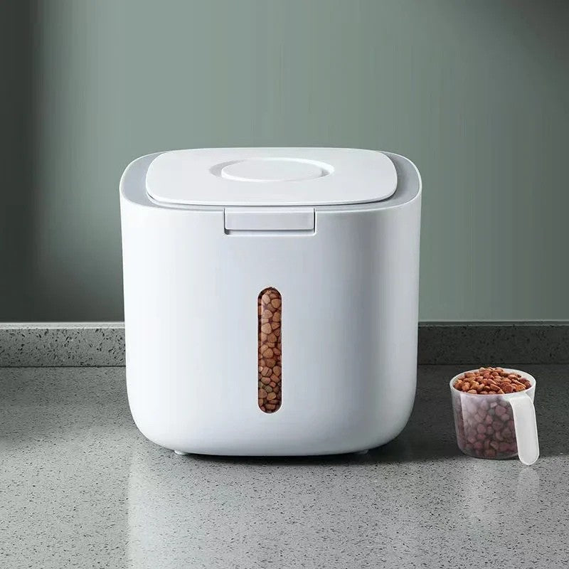 PawGuard 密閉ドッグフード保存容器（計量カップ付き）ペットオーナー向け