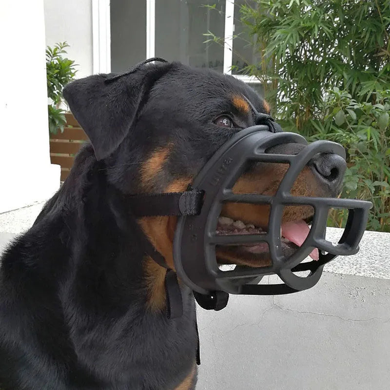 Adjustable Silicone Dog Muzzle For Bite Prevention And Barking Control