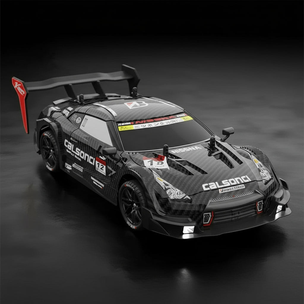 DriftPulse 4WD Drift távirányítós autó valósághű részletekkel és 2,4 GHz-es vezérléssel távirányítós rajongóknak
