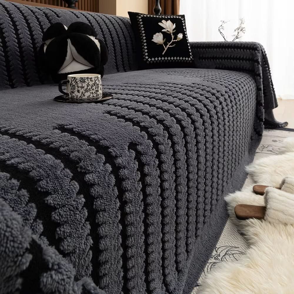 CozyNest plüss kanapéhuzat csúszásgátló hátoldallal állatbarátoknak