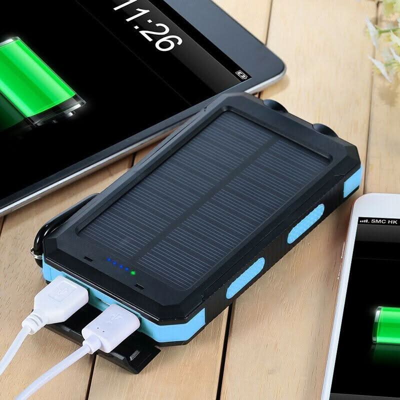 AquaShield vízálló napelemes power bank 10000mAh, dupla USB, kültéri kalandokhoz