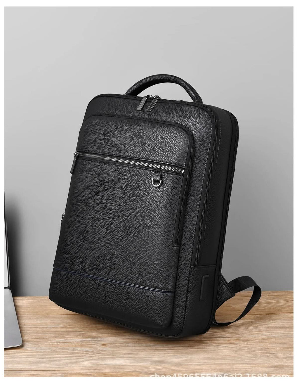 Elegáns bőr hátizsák USB-porttal 15,6 hüvelykes laptophoz, uniszex