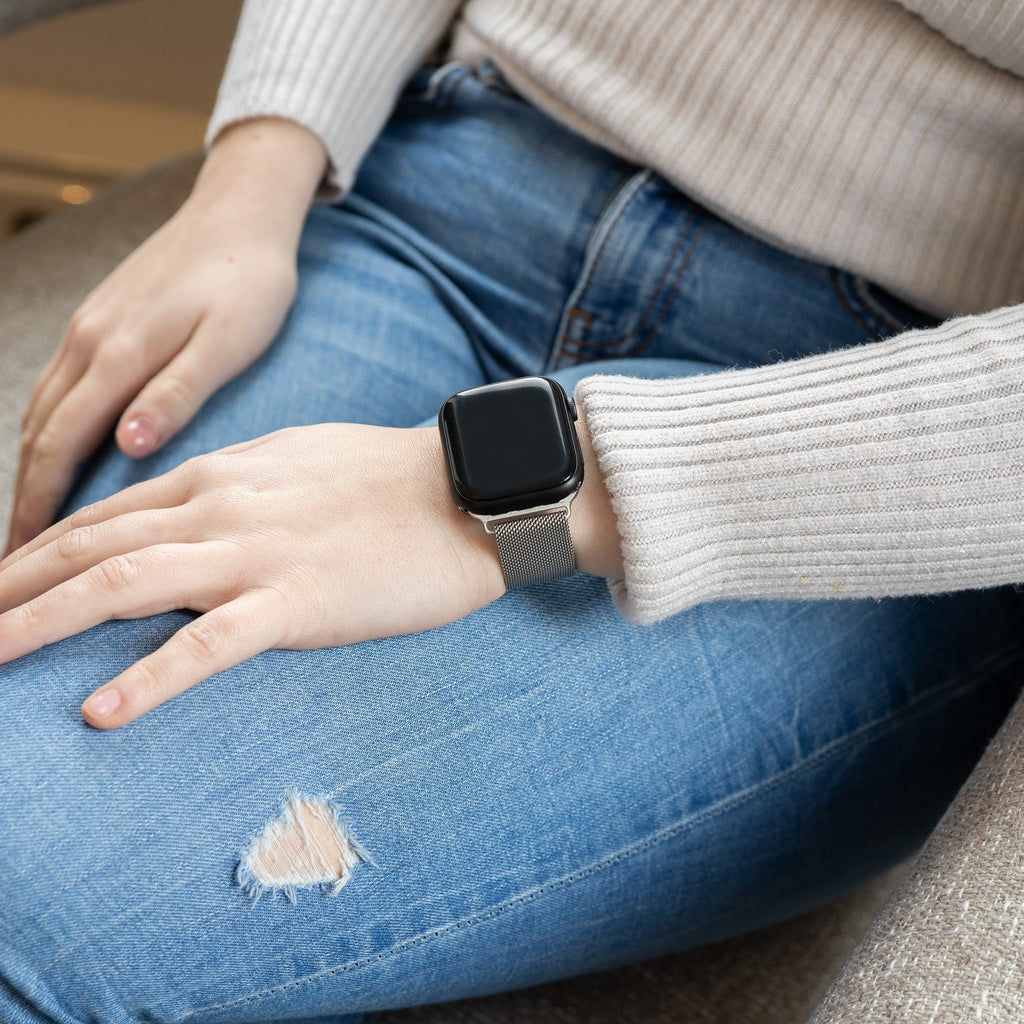 Apple Watch milánói szíj ezüst színben Apple Watch kiegészítőhöz