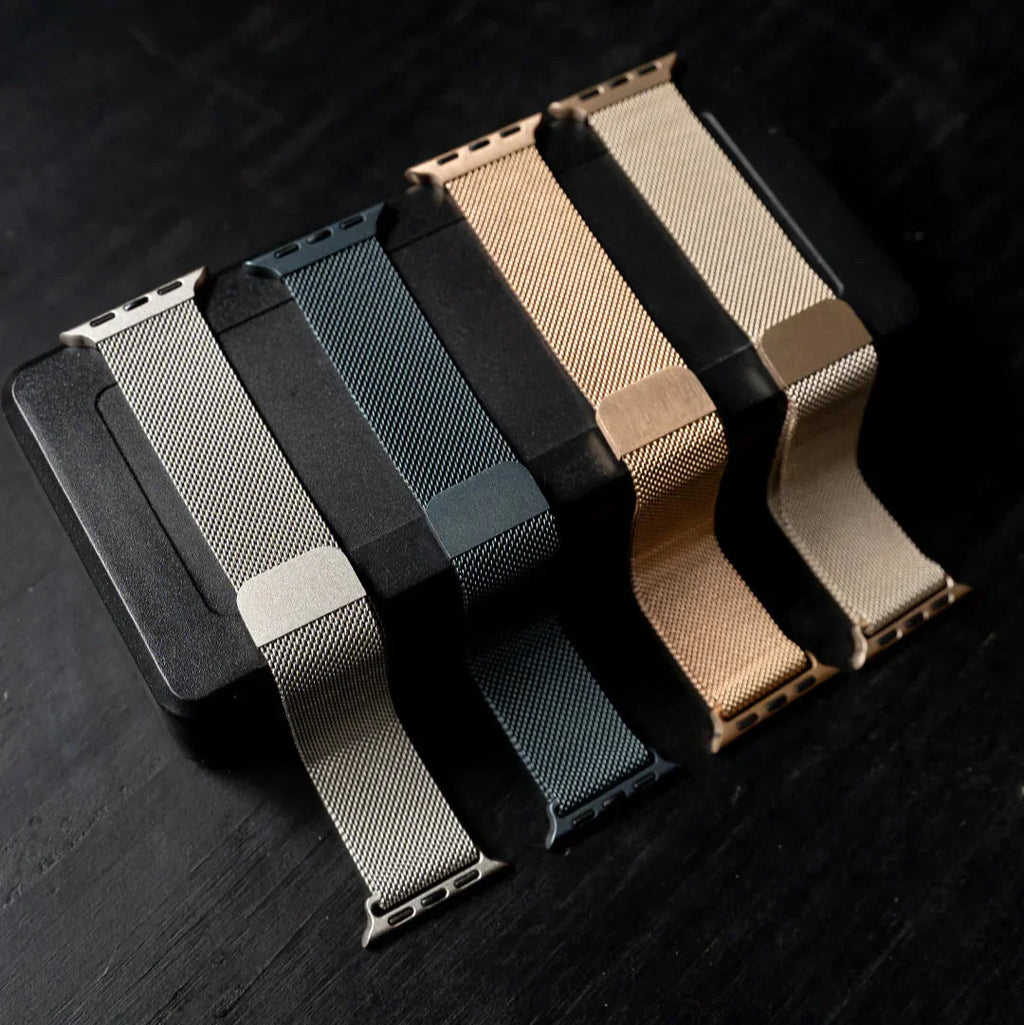 Apple Watch milánói szíj ezüst színben Apple Watch kiegészítőhöz