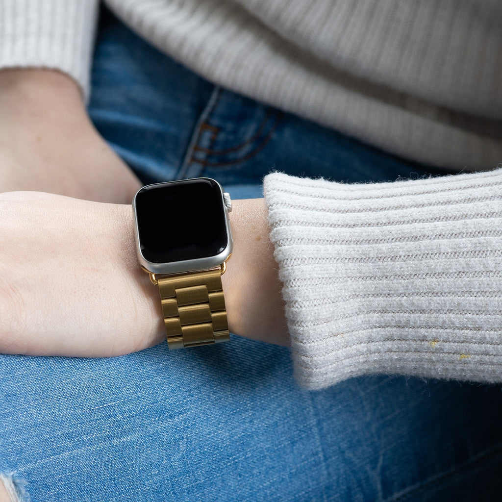 רצועת פלדה זהובה ל-Apple Watch במראה קלאסי ואיכות פרימיום