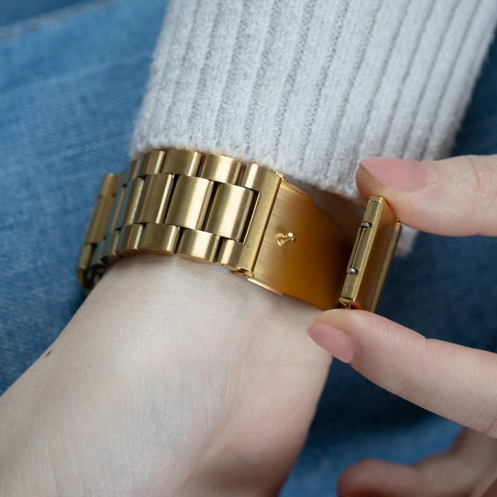 רצועת פלדה זהובה ל-Apple Watch במראה קלאסי ואיכות פרימיום