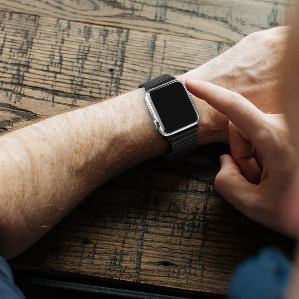 Apple Watch fekete elasztikus acél szíj cserepánt