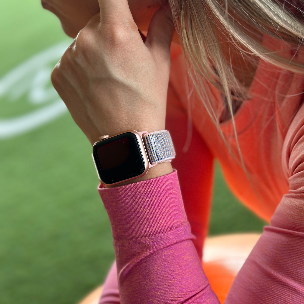 Apple Watch rózsaszín nejlon szíj mindennapi használatra