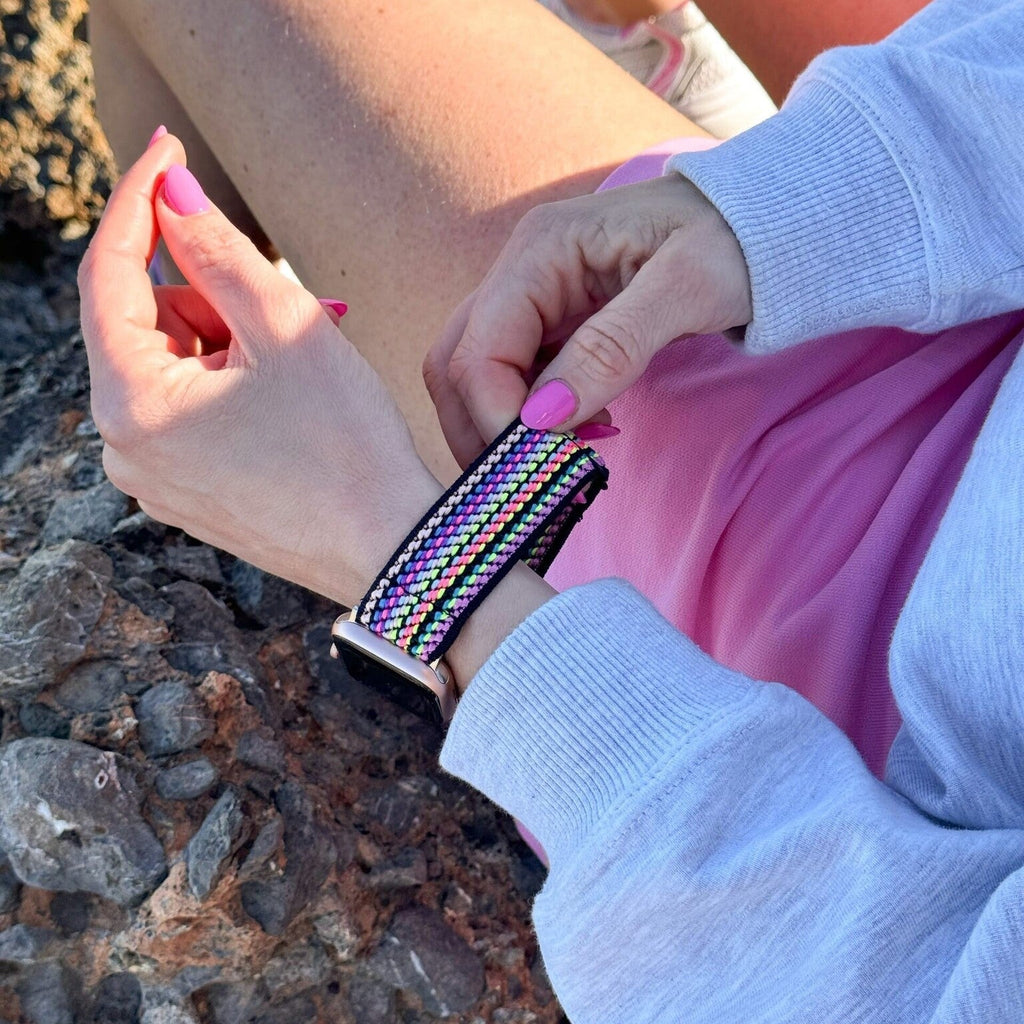 Rugalmas szíj Apple Watch-hoz színes csíkokkal