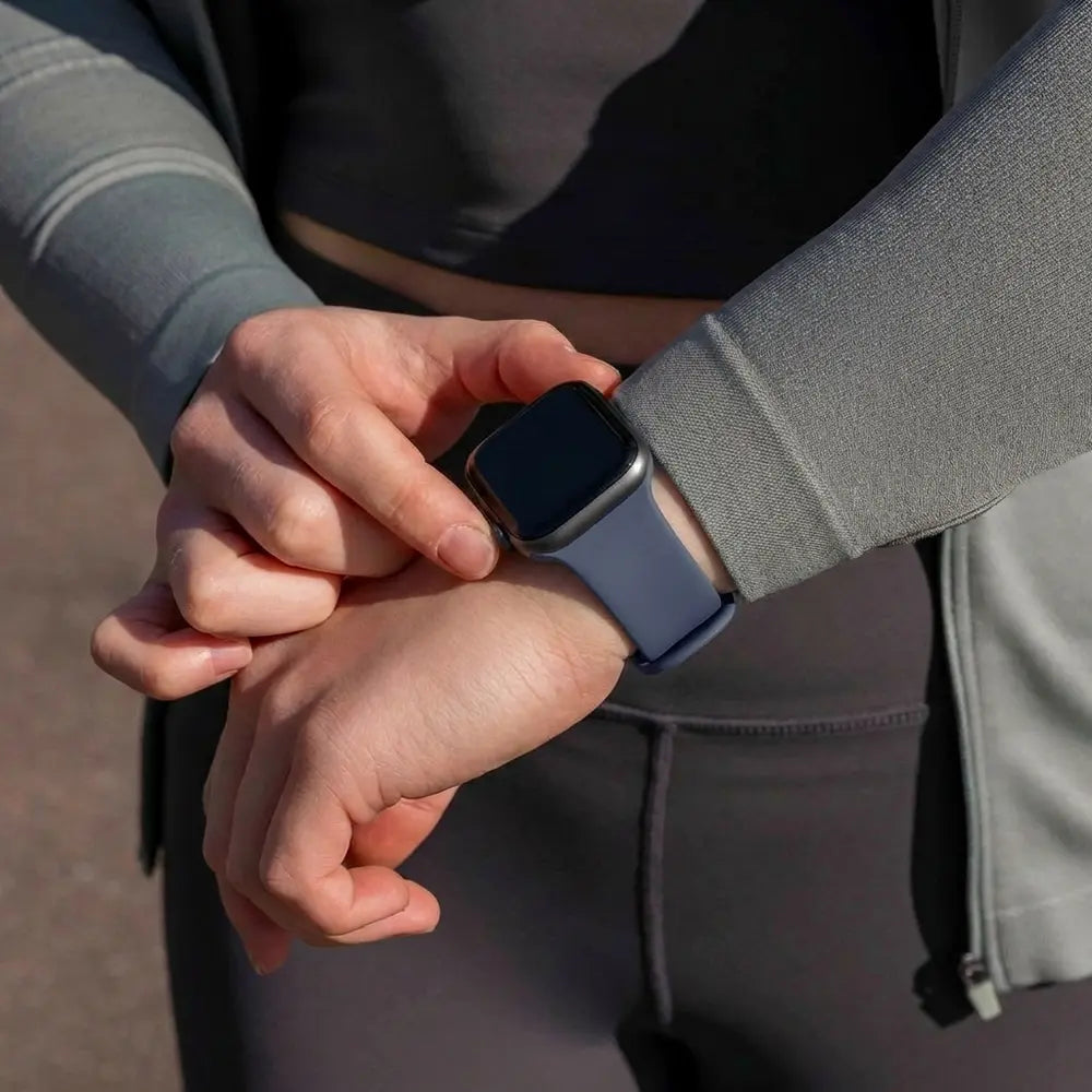 Klasszikus szilikon szíj Apple Watchhoz szürke-kék színben