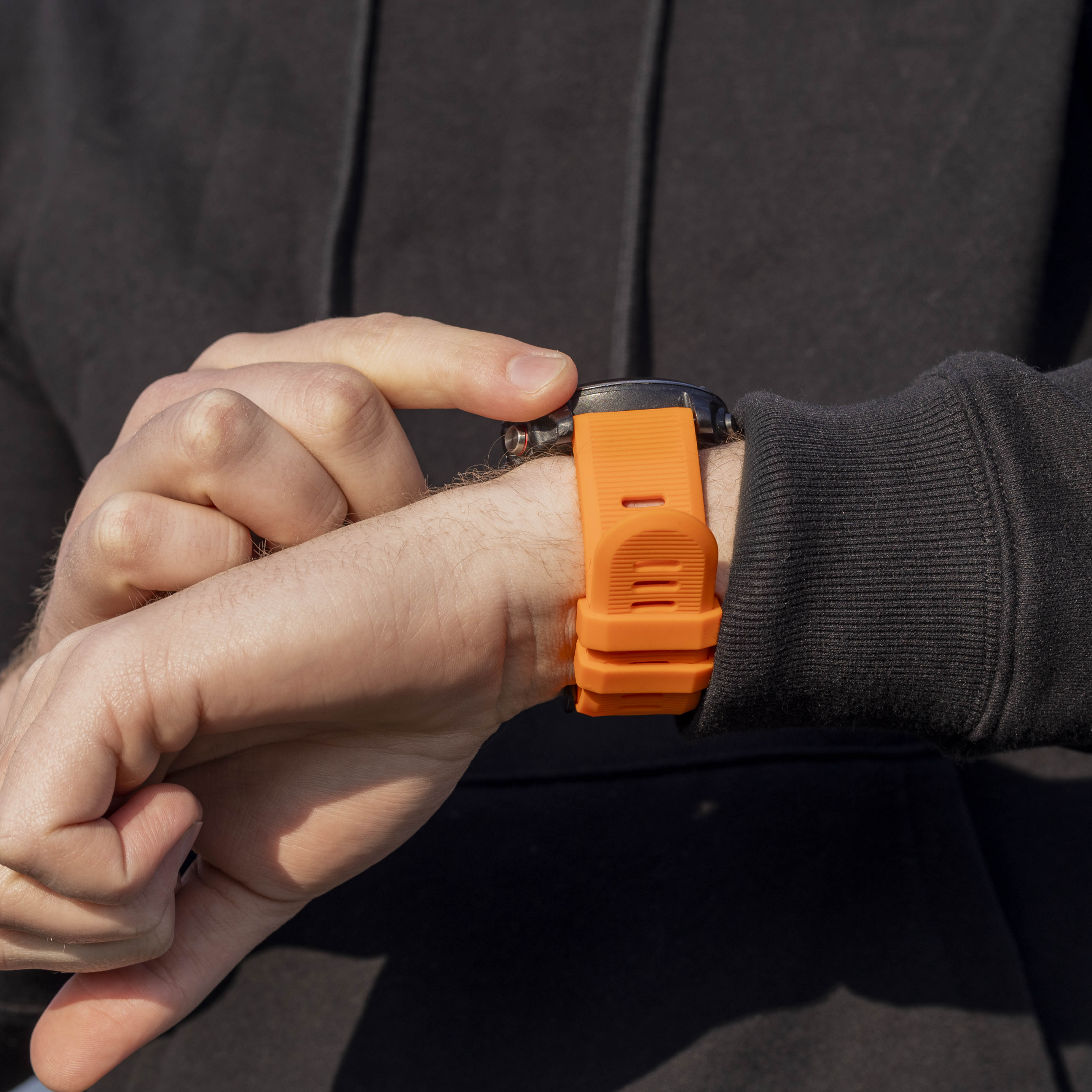 Garmin Fenix 5x és 6x szilikon szíj narancssárga árnyalatban