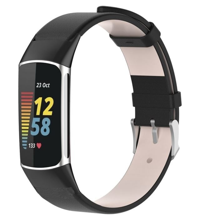 Fekete bőrszíj Fitbit Charge 5-höz, klasszikus stílusban