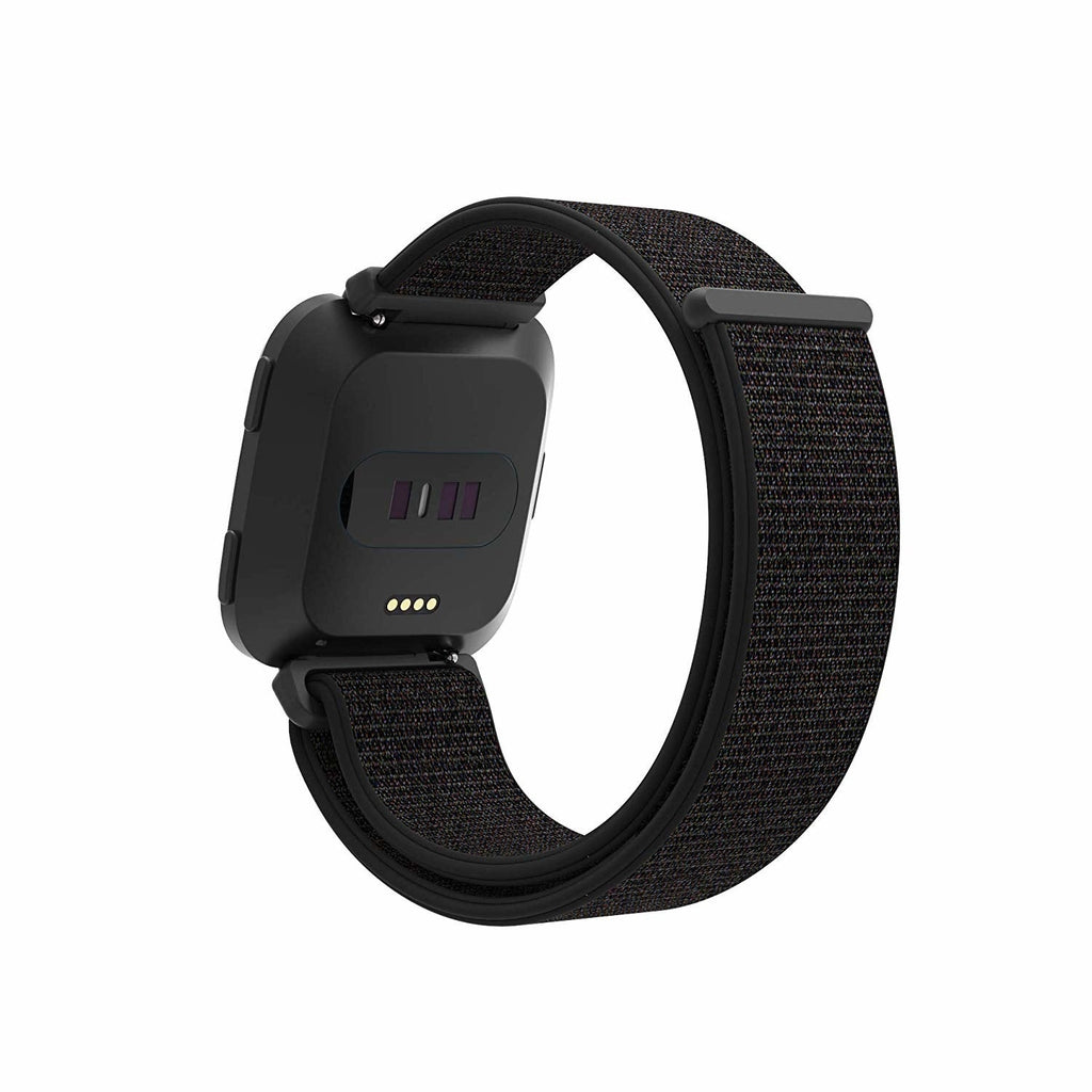 Fekete nejlon szíj Fitbit Versa és Versa 2 okosórához