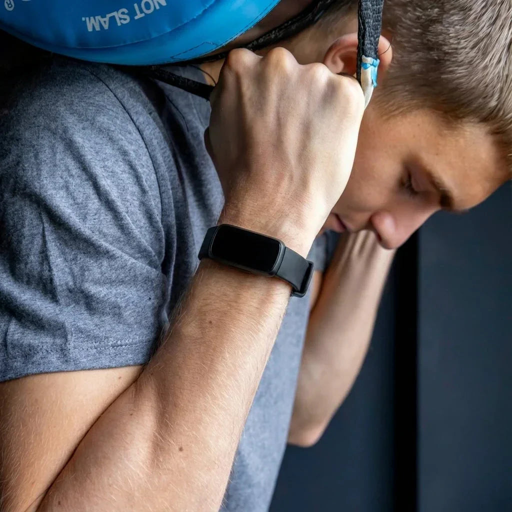 Fitbit Inspire 3 fekete szilikon szíj cserepánt