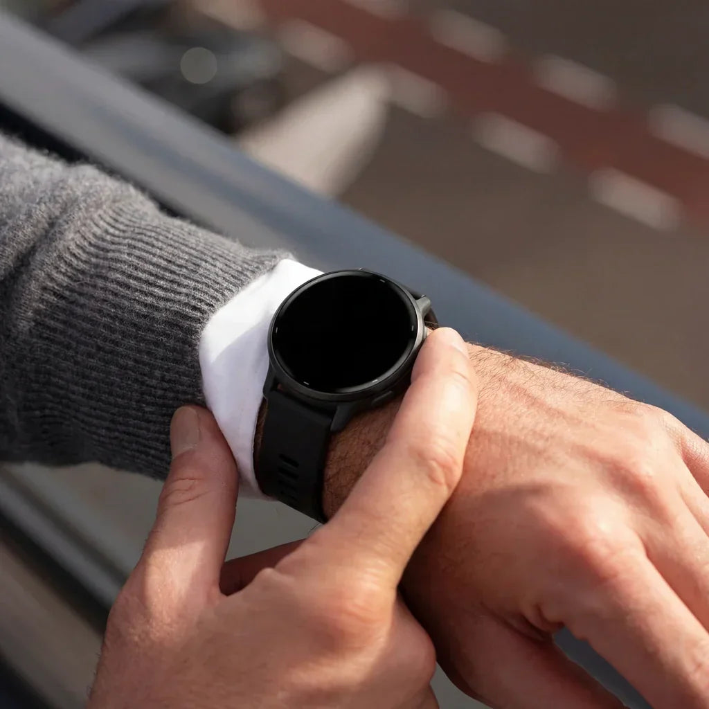 Garmin Vivoactive 3 Classic szilikon szíj fekete színben