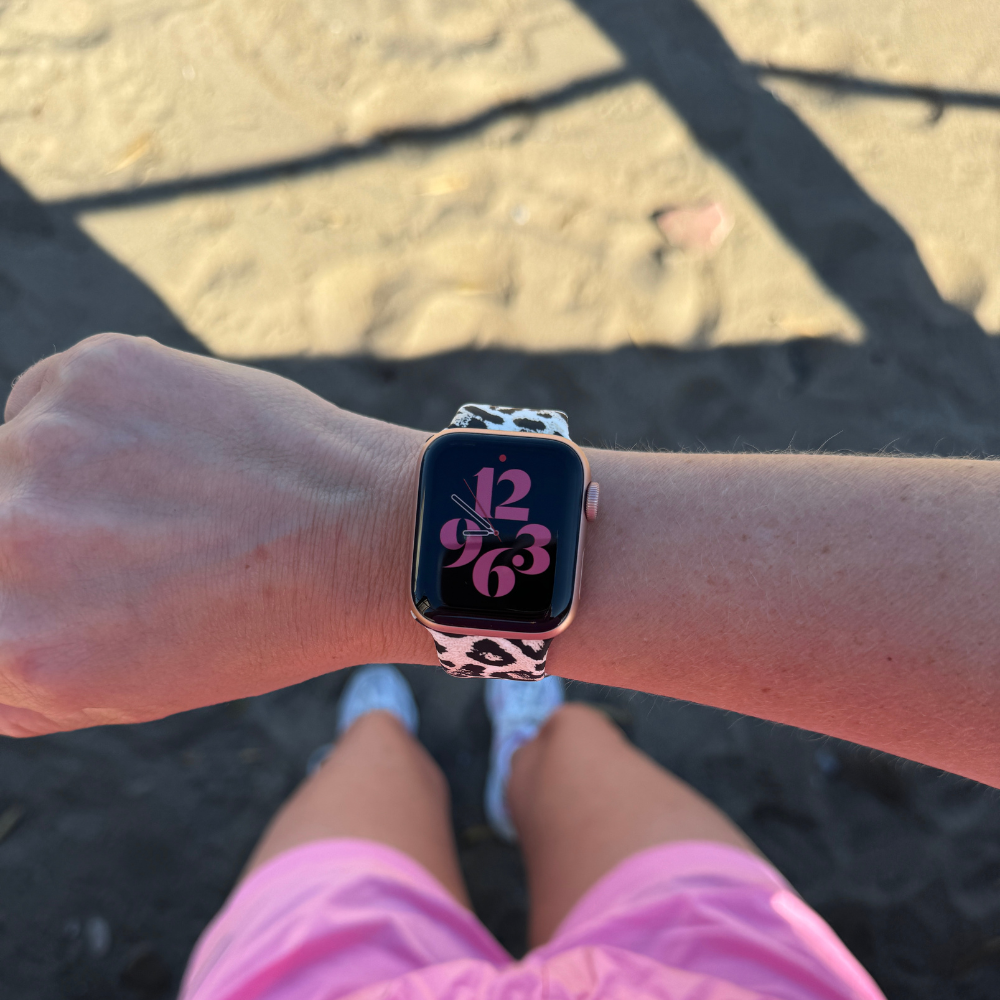Lucky Leopard Apple Watch szíj Apple Watch felhasználók számára