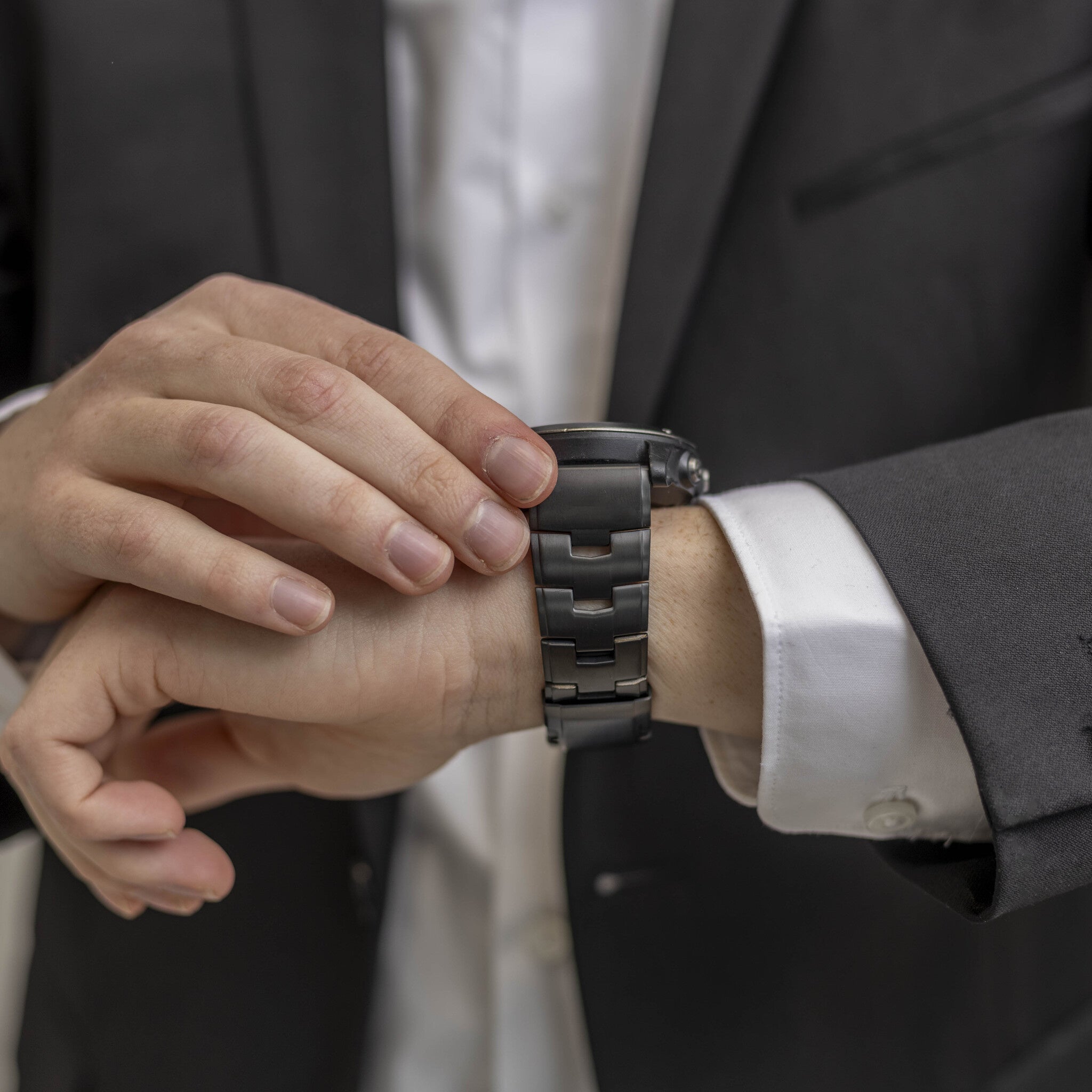 Garmin Fenix 5 Plus és Fenix 6 Pro fekete titán szíj